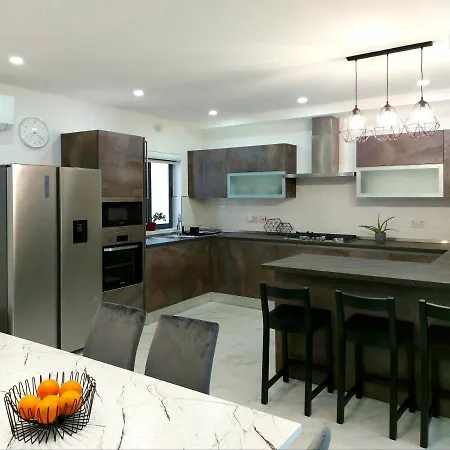 Penthouse, Sea Views And Private Roof Pool Apartmán *