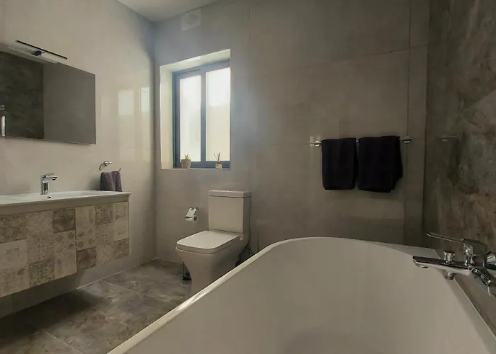 Appartement Nebur Penthouse, Sea Views & Private Roof Top Pool *